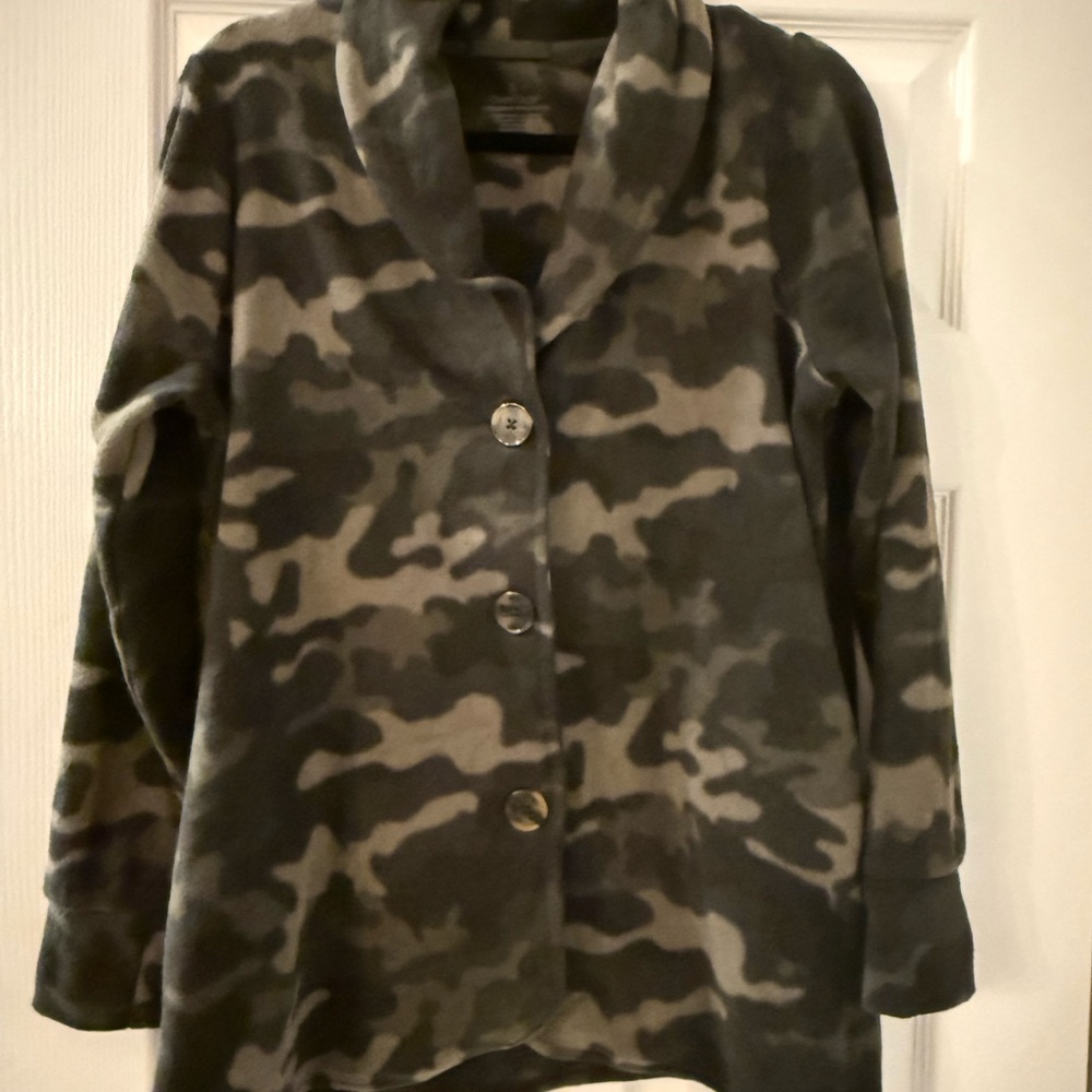 Cuddl Duds Camouflage Utility Jacket